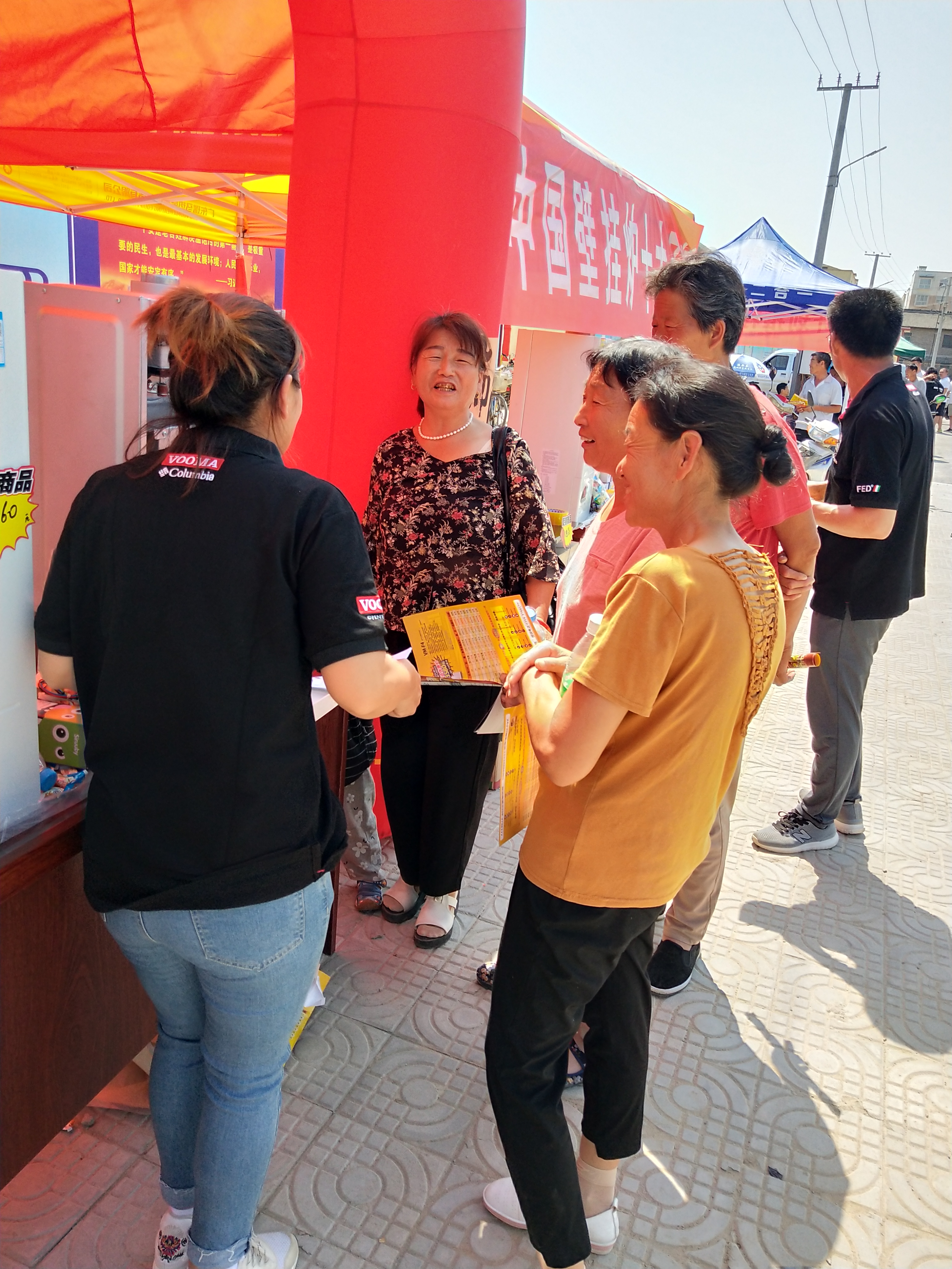 瑞馬壁掛爐日銷量過(guò)百，場(chǎng)面火爆！